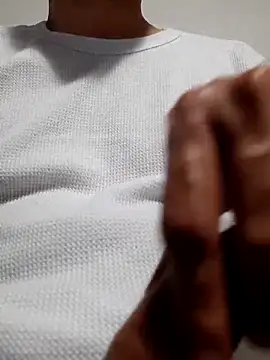 Snapshot of Mysteriousexy chatting on 10-25-25, 05:37 Mysteriousexy online show from 10-25-25, 05:37