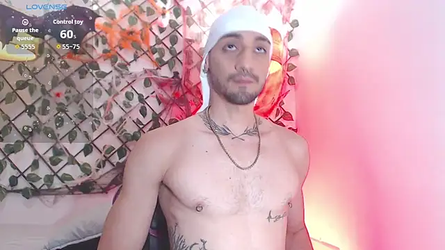 Snapshot of JACKMARCKOS chatting on 10-24-25, 07:10 JACKMARCKOS online show from 10-24-25, 07:10