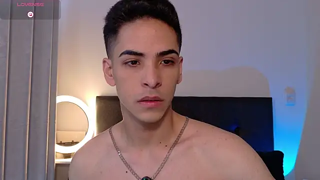 Snapshot of aodaboyyy chatting on 10-11-25, 01:20 aodaboyyy online show from 10-11-25, 01:20