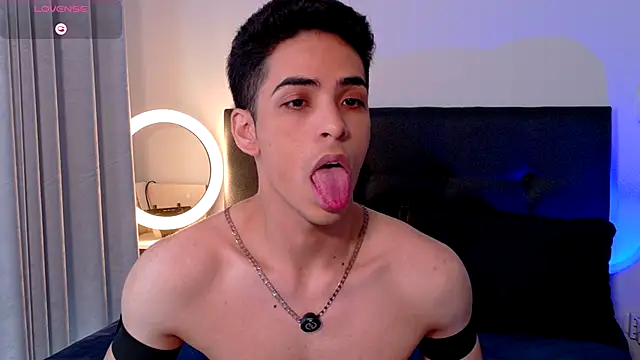 Snapshot of aodaboyyy chatting on 11-02-25, 12:51 aodaboyyy online show from 11-02-25, 12:51