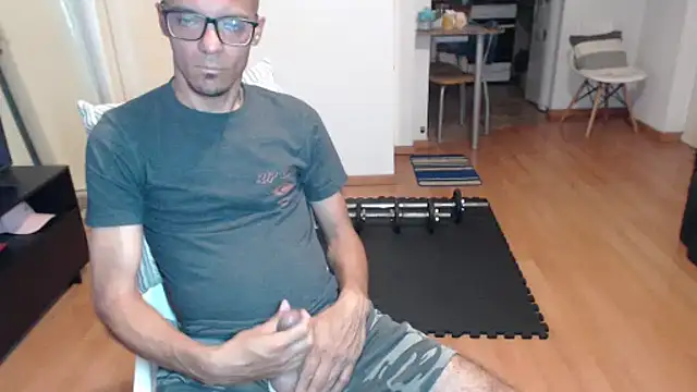 guachin hunk online show from 10-16-25, 03:51