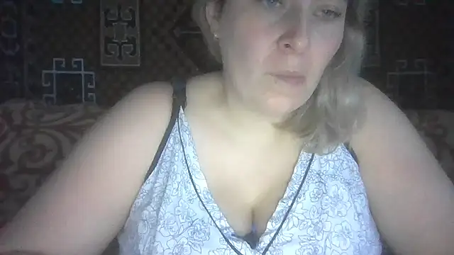 Snapshot of Diana_Britt chatting on 12-02-25, 06:08 Diana Britt online show from 12-02-25, 06:08