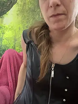 LadyChantale online show from 01-13-25, 08:58
