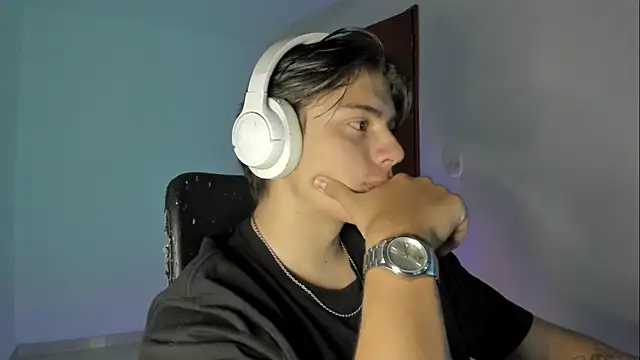 Giordano Russo online show from 10-21-25, 11:16