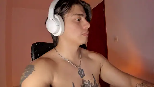 Giordano Russo online show from 12-20-25, 08:27