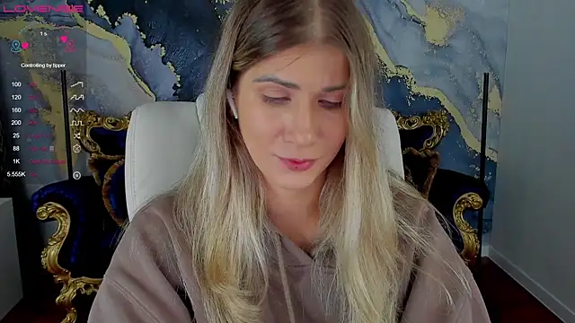 CassandraGood online show from 12-09-24, 11:56