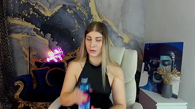 CassandraGood online show from 03-16-25, 09:49