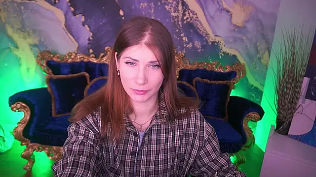 CassandraGood online show from 12-19-25, 07:48