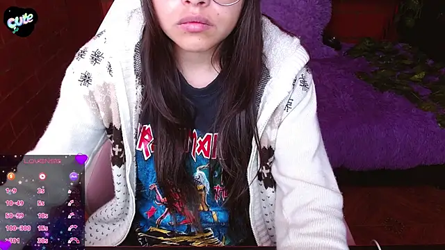 Snapshot of MidoriQuiinn chatting on 11-11-25, 03:12 MidoriQuiinn online show from 11-11-25, 03:12