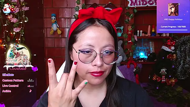 Snapshot of MidoriQuiinn chatting on 12-13-25, 07:53 MidoriQuiinn online show from 12-13-25, 07:53