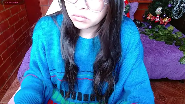 Snapshot of MidoriQuiinn chatting on 12-14-25, 04:23 MidoriQuiinn online show from 12-14-25, 04:23