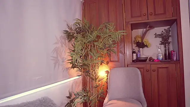 Lucy fit online show from 10-16-25, 11:11