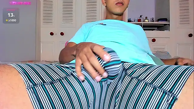 Snapshot of boy_bigcock24cm chatting on 03-22-25, 07:31 boy bigcock24cm online show from 03-22-25, 07:31