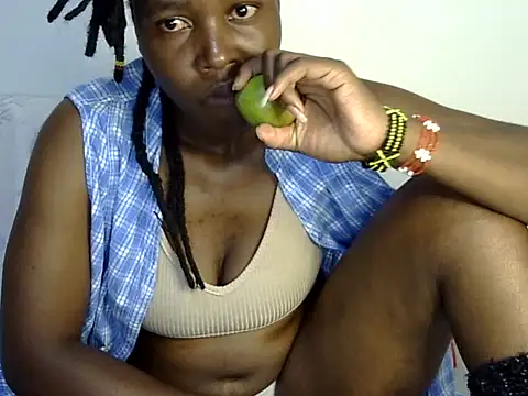 Snapshot of Sweet_ebony20 chatting on 11-19-25, 06:30 Sweet ebony20 online show from 11-19-25, 06:30