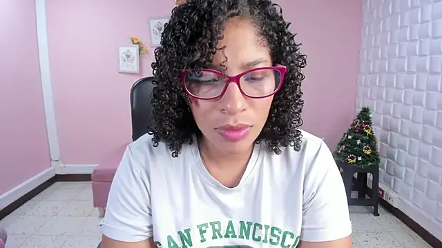 DannaBerry online show from 12-21-24, 02:15