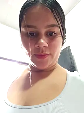 sweet lucia online show from 02-20-26, 04:40