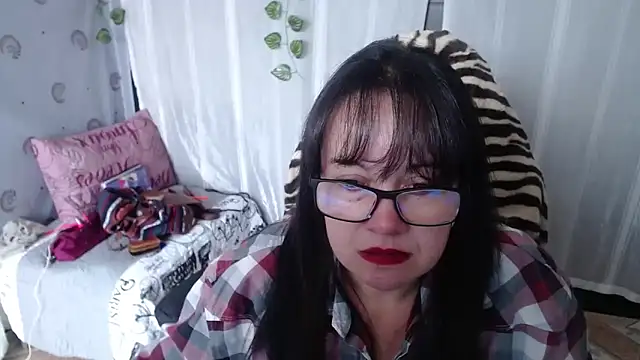 Sonialorens  online show from 02-14-25, 07:54