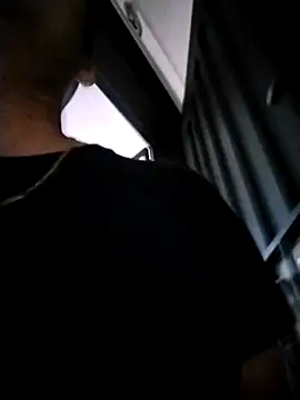 Snapshot of starplss chatting on 11-25-25, 10:43 starplss online show from 11-25-25, 10:43