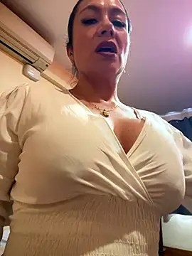 angelitasexy81 online show from 10-03-25, 09:06