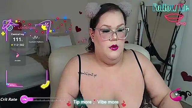 GiannaMorrys online show from 11-11-25, 02:22