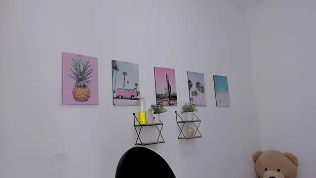 Emma lean online show from 02-02-26, 07:56