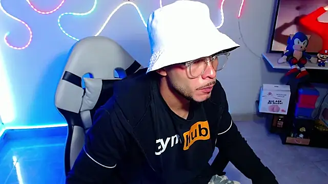 sebastian horny online show from 10-03-25, 07:49