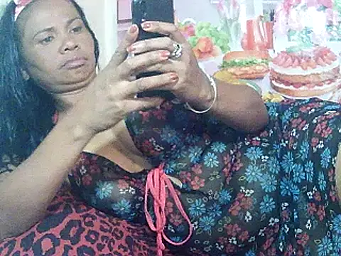 Snapshot of Hyncam chatting on 03-16-25, 07:26 Hyncam online show from 03-16-25, 07:26