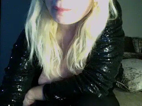 Lisavontease online show from 02-02-25, 09:19