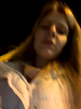 Snapshot of MaryHiggins chatting on 09-22-25, 06:32 MaryHiggins online show from 09-22-25, 06:32