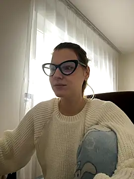 MaryHiggins online show from 10-16-25, 10:16