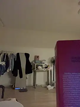 MaryHiggins online show from 03-25-26, 07:31