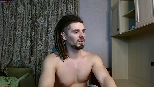 Aestheticguy101 online show from 01-11-25, 02:47