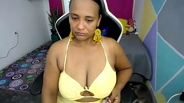 marysol83 online show from 02-09-25, 01:22