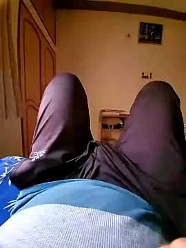 vansh1802 online show from 01-31-25, 08:22