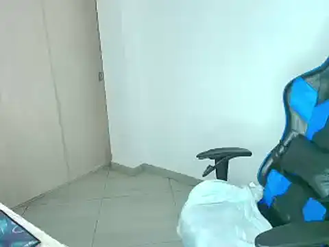 sophiax-x online show from 01-26-25, 10:35