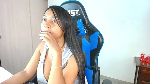 sophiax-x online show from 09-23-25, 07:17