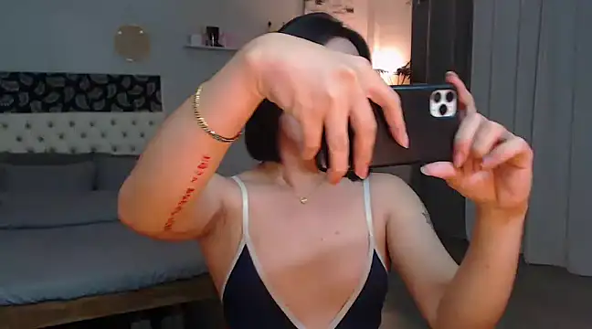 Sexysafarahh online show from 02-12-25, 03:18