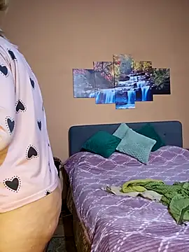 CRHYSTEL online show from 03-13-25, 07:09