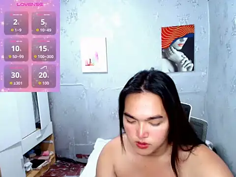 Snapshot of MoaningKylie chatting on 10-14-25, 02:56 MoaningKylie online show from 10-14-25, 02:56