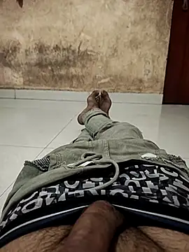 Snapshot of indiangayforyouth chatting on 11-19-25, 05:46 indiangayforyouth online show from 11-19-25, 05:46