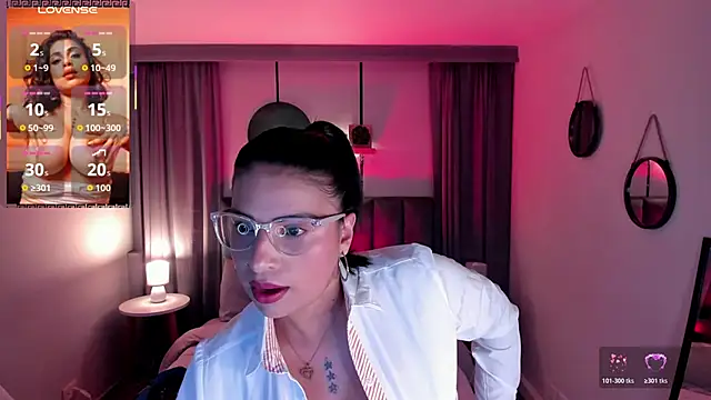 Snapshot of Galilea_Fox chatting on 10-23-25, 04:23 Galilea Fox online show from 10-23-25, 04:23