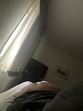 Snapshot of Nataliemarie12 chatting on 02-11-25, 05:18 Nataliemarie12 online show from 02-11-25, 05:18