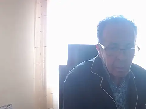 Snapshot of TonyComa chatting on 10-23-25, 11:53 TonyComa online show from 10-23-25, 11:53