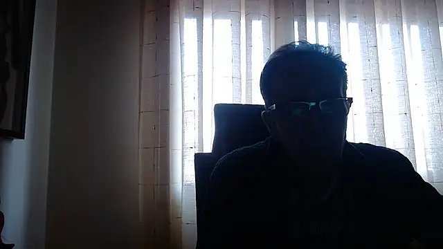 Snapshot of TonyComa chatting on 12-01-25, 03:17 TonyComa online show from 12-01-25, 03:17