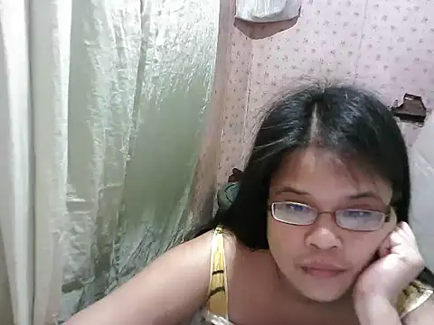 abiemayhottiey online show from 10-03-25, 12:24