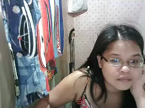 abiemayhottiey online show from 10-25-25, 12:07