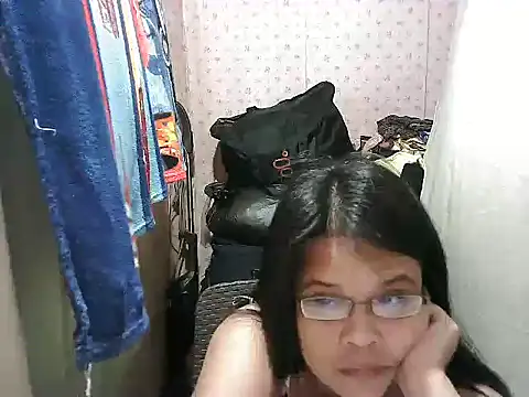 abiemayhottiey online show from 11-10-25, 11:53