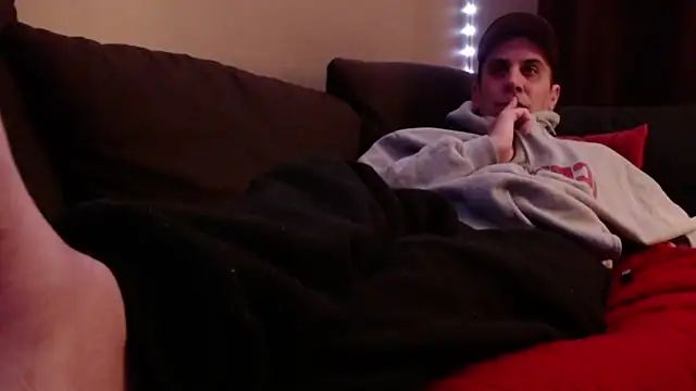 Snapshot of cash_master chatting on 01-25-25, 04:02 cash master online show from 01-25-25, 04:02