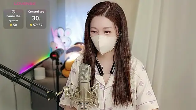 Snapshot of tw_lala chatting on 10-24-25, 04:47 tw lala online show from 10-24-25, 04:47