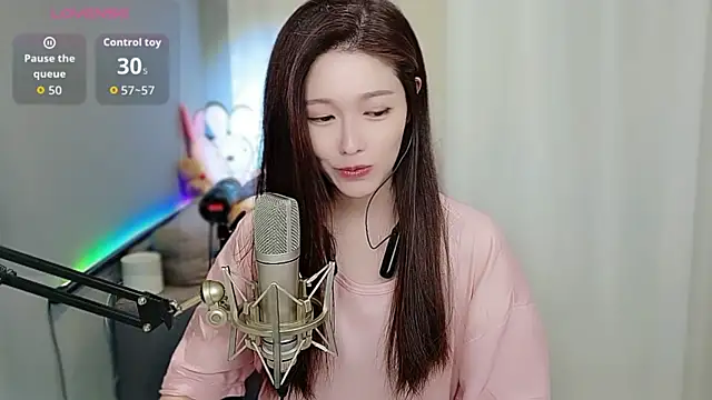 Snapshot of tw_lala chatting on 10-28-25, 04:42 tw lala online show from 10-28-25, 04:42